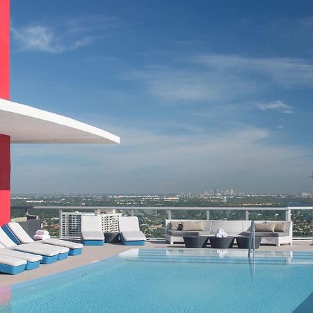 2602 E Hallandale Beach Blvd 1 Br Villa Eksteriør billede