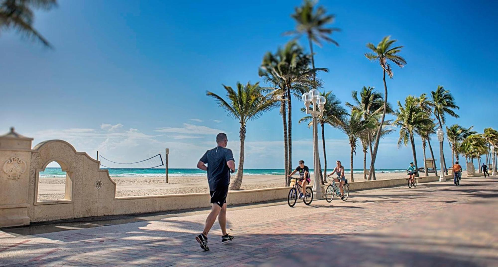 2602 E Hallandale Beach Blvd 1 Br Villa Eksteriør billede