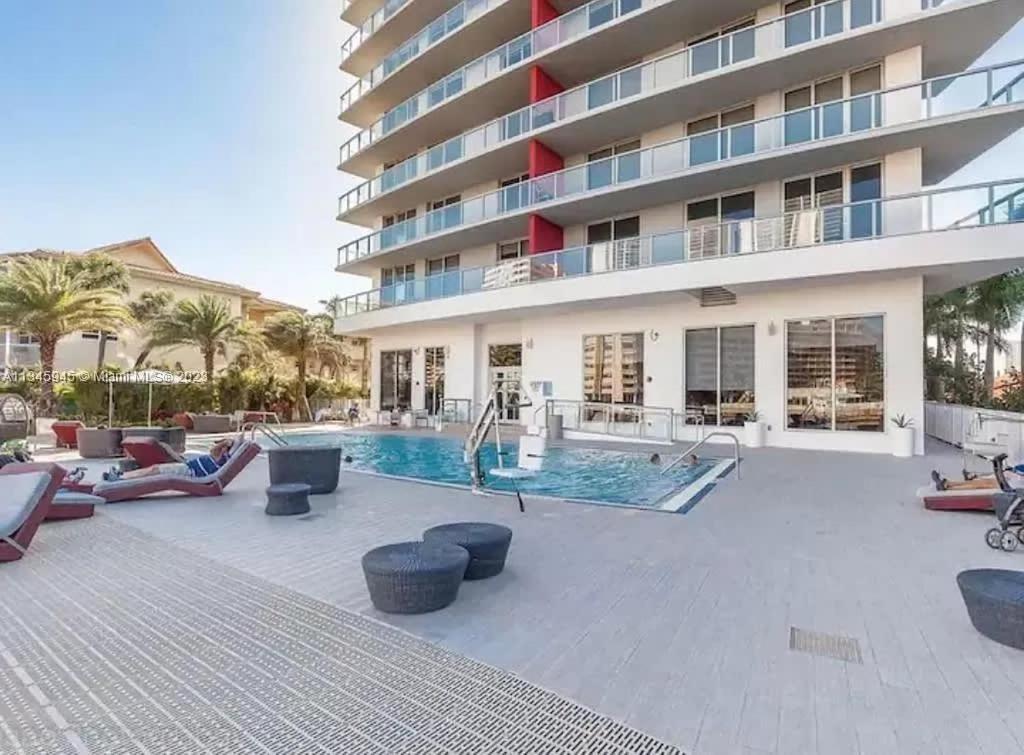 2602 E Hallandale Beach Blvd 1 Br Villa Eksteriør billede