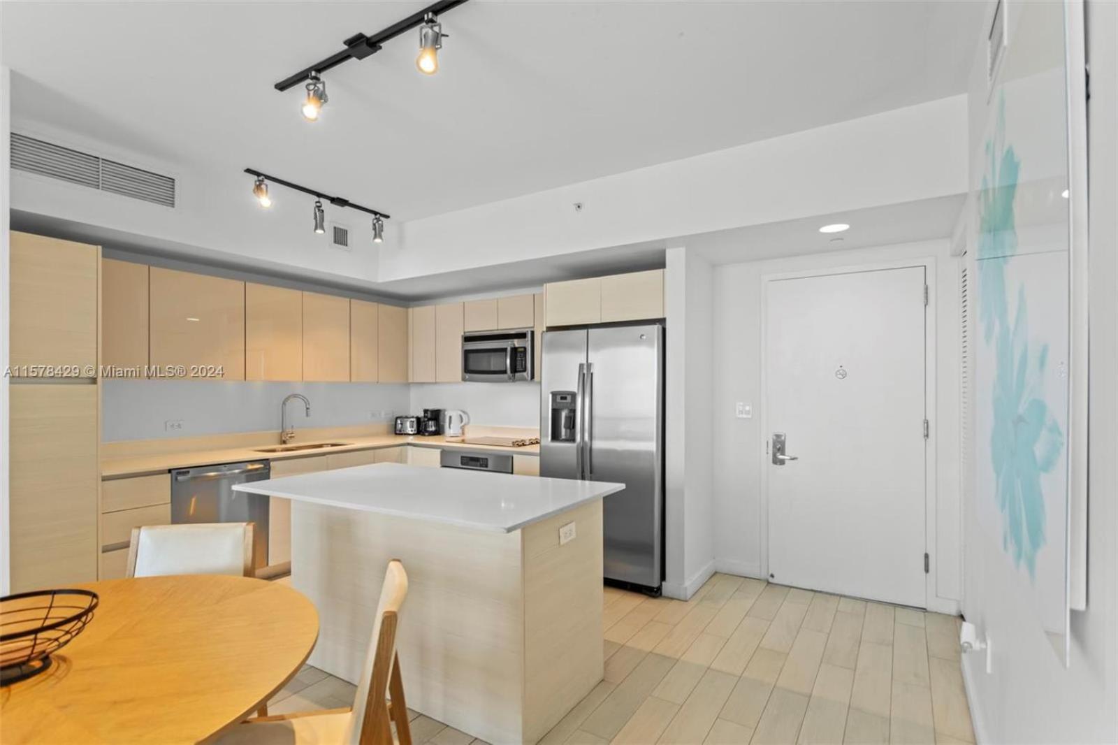 2602 E Hallandale Beach Blvd 1 Br Villa Eksteriør billede
