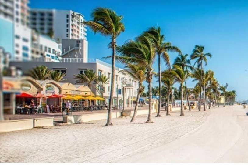 2602 E Hallandale Beach Blvd 1 Br Villa Eksteriør billede