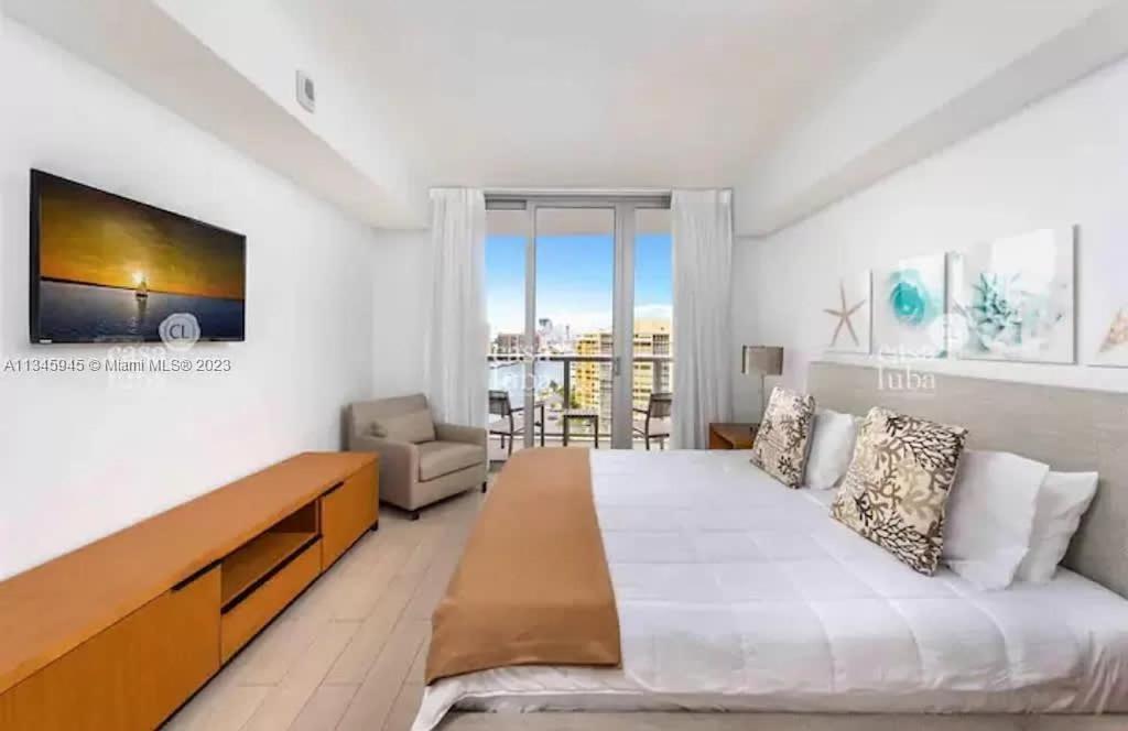 2602 E Hallandale Beach Blvd 1 Br Villa Eksteriør billede